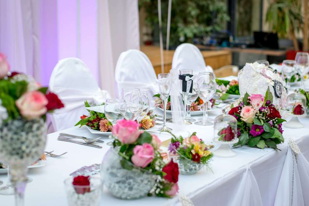 Exclusive Wedding Planner Tips to Make Your Day Wedding Planning Sharon Munro Weddings