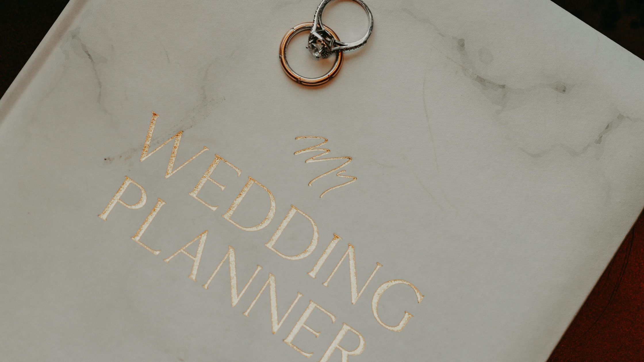 Why Choosing Sharon Munro as Your Melbourne Wedding Planner is a Smart Move